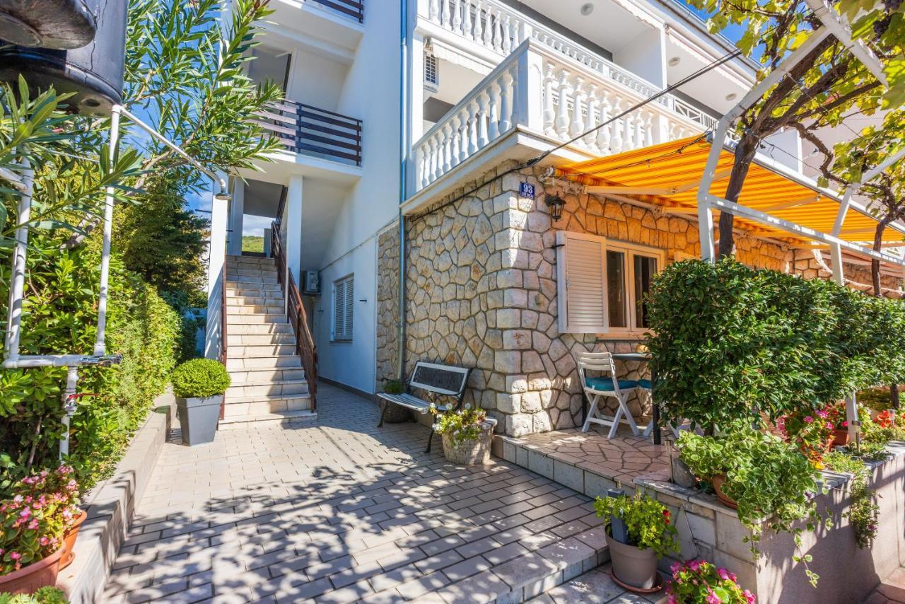 Apartments Pera Selce Buitenkant foto